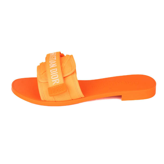 Dior Dio(r)evolution Slides in Bright orange