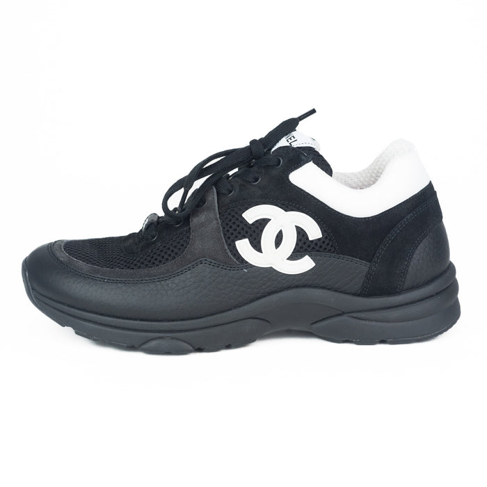 Chanel Black and White CC Logo Trainers in Suede and Calfskin