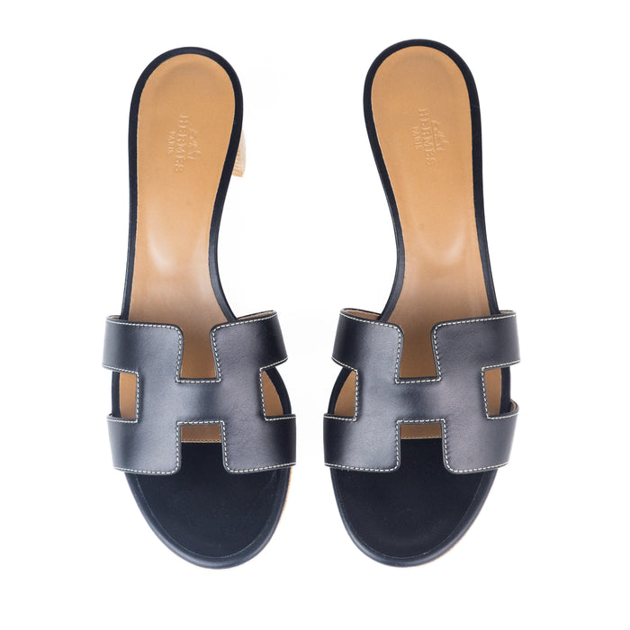 Hermes Oasis Sandal in Black