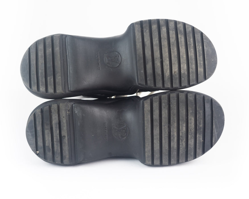 Louis Vuitton Archlight Trainer in Black and White