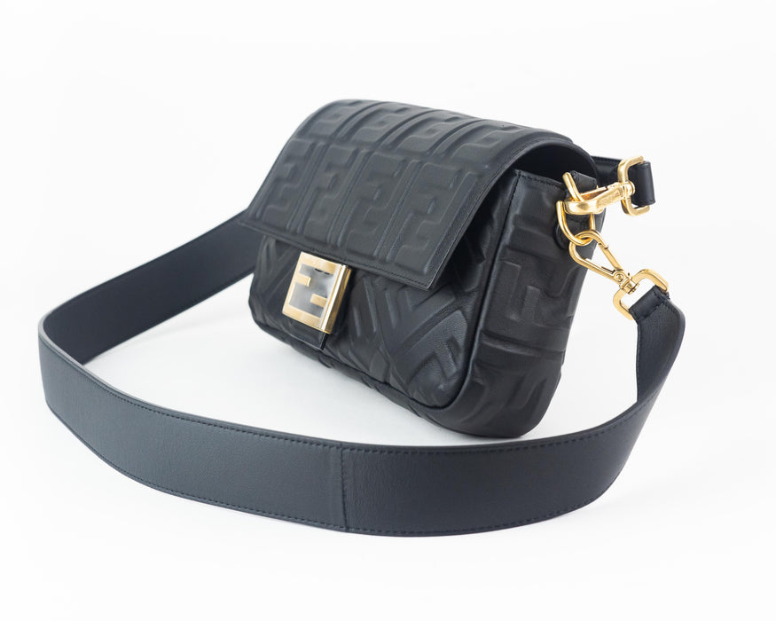 Fendi Nappa FF Baguette Medium in Black Leather