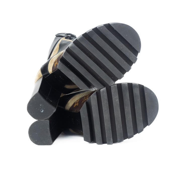 Louis Vuitton Star Trail Ankle Boots