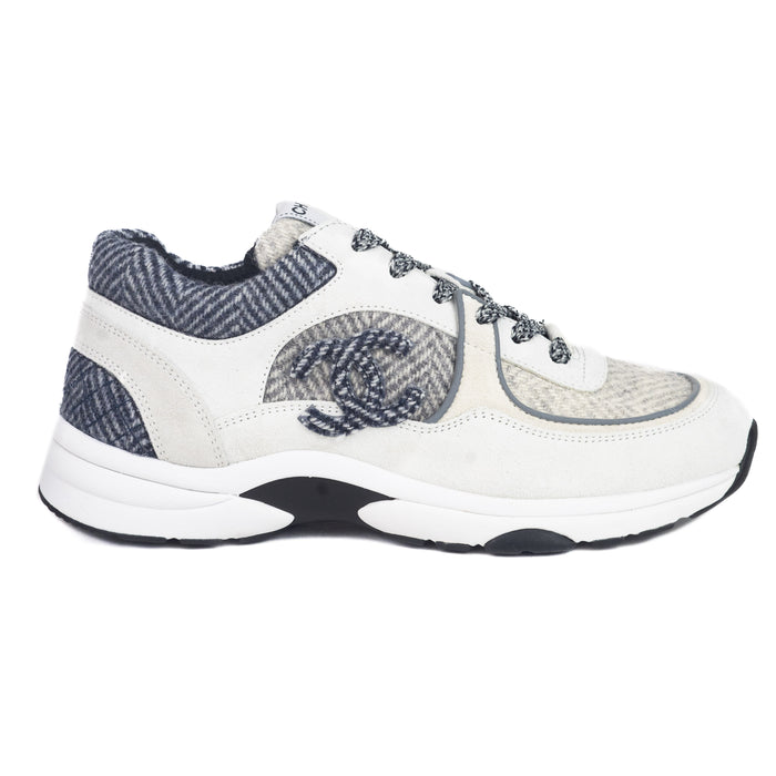 Chanel CC Sneakers in Fabric & Suede Calfskin