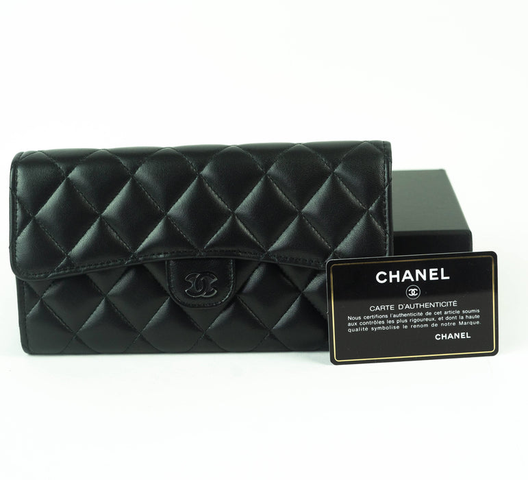 Chanel Gusset Flap Wallet black