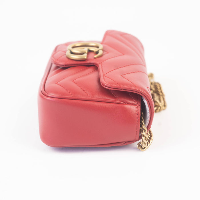 Gucci gg Marmont Leather Super Mini Bag Red