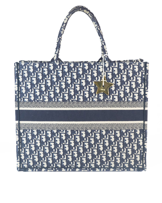 Dior Book Tote in Blue Dior Oblique Embroider