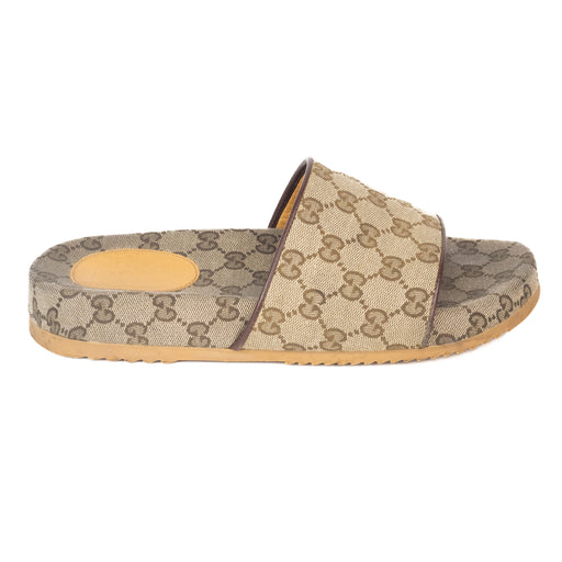 Gucci GG Canvas Slide Sandal in Beige