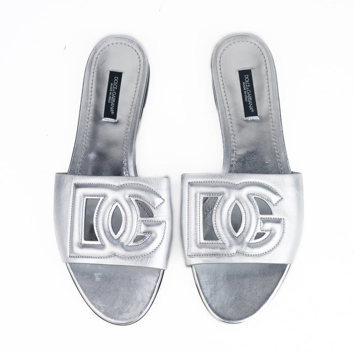 Dolce and Gabbana Calfskin slides with DG Millennials logo