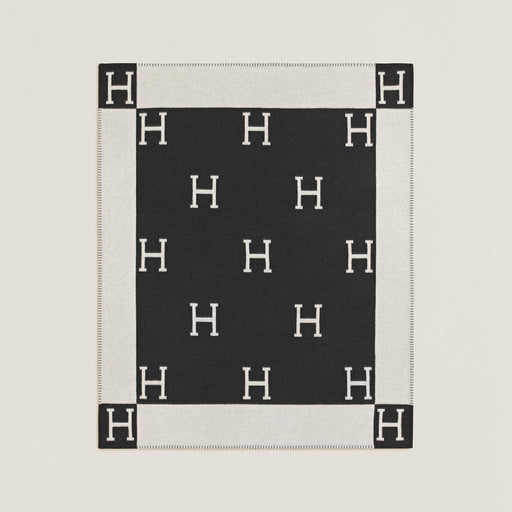  Hermes Avalon Throw Blanket in Écru/Gris Foncé