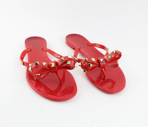 VALENTINO ROCKSTUD PVC THONG SANDAL - LuxurySnob