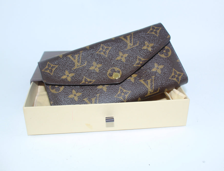 LOUIS VUITTON SARAH WALLET - LuxurySnob