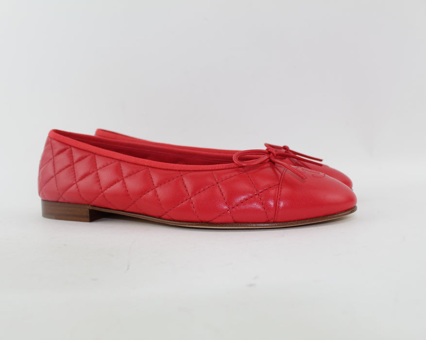 CHANEL BALLERINA FLATS SIZE 39.5 - LuxurySnob