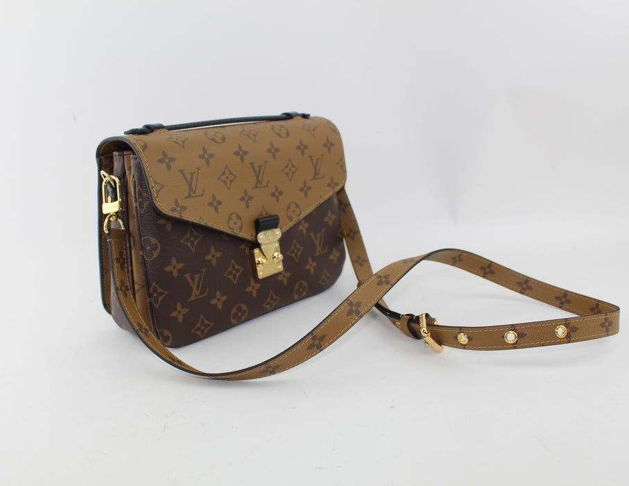 LOUIS VUITTON POCHETTE METIS REVERSE - LuxurySnob