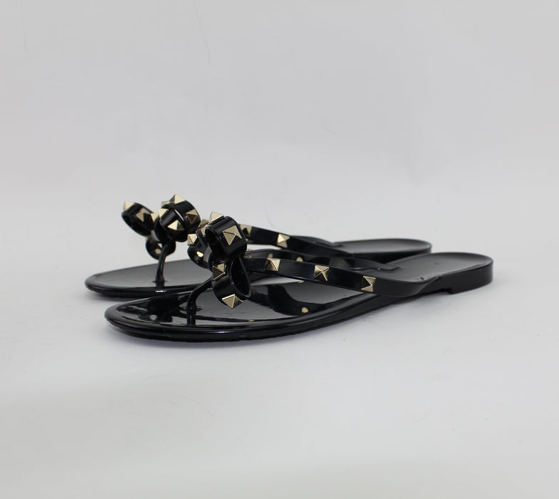 VALENTINO ROCKSTUD PVC THONG SANDAL SIZE 40 - LuxurySnob