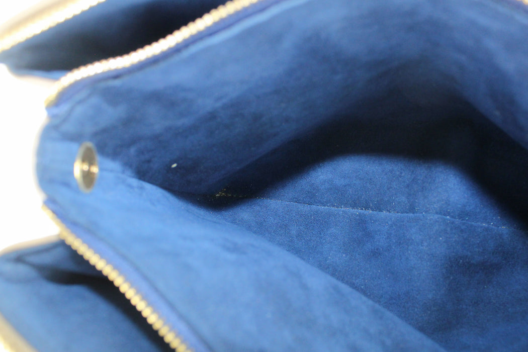 Louis Vuitton Coussin MM in Taupe