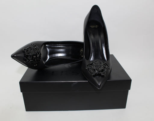 VERSACE DECOLLETE PUMP SIZE 40 - LuxurySnob