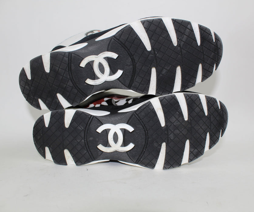 CHANEL CROSS TRAINER - LuxurySnob