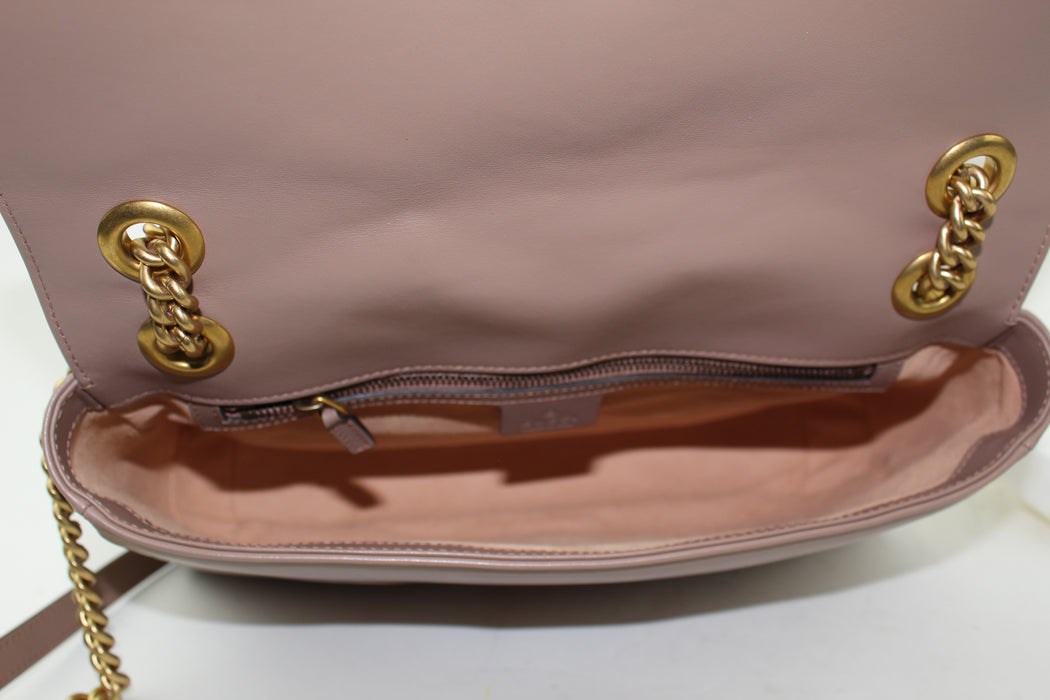 GUCCI GG MARMONT MEDIUM MATELASSÉ SHOULDER BAG - LuxurySnob