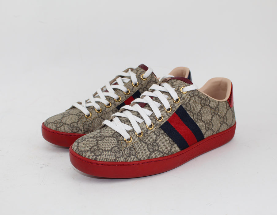 GUCCI ACE GG SUPREME SNEAKER - LuxurySnob