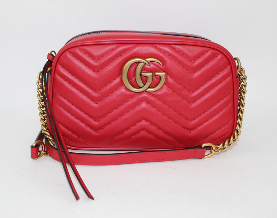 GUCCI GG MARMONT SMALL MATELASSÉ SHOULDER BAG - LuxurySnob