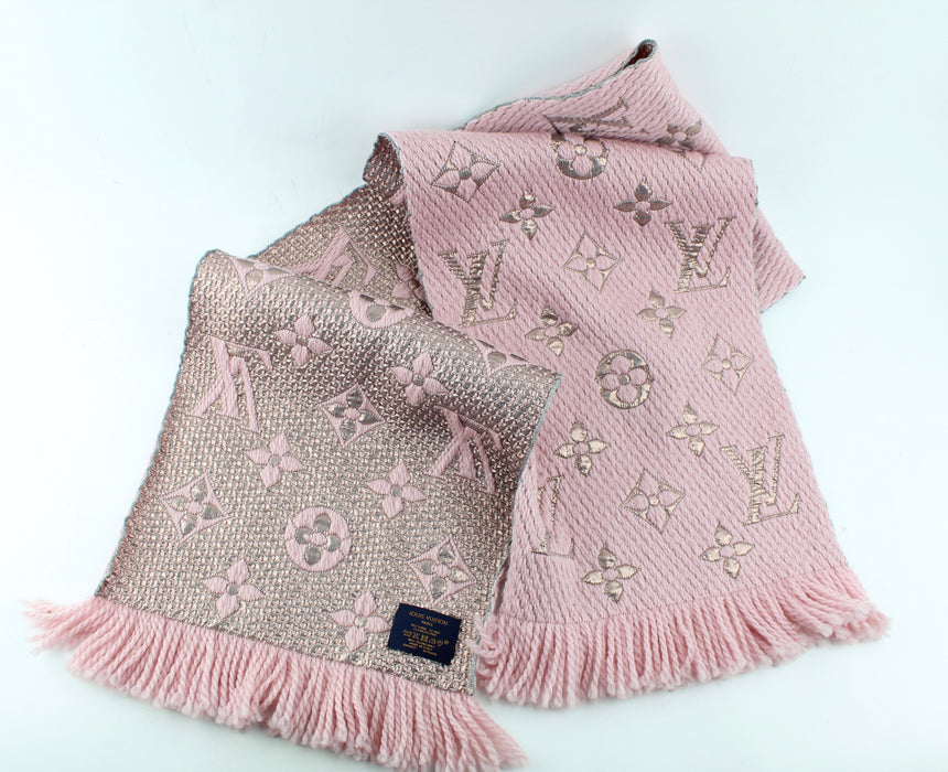 LOUIS VUITTON LOGOMANIA SCARF - LuxurySnob