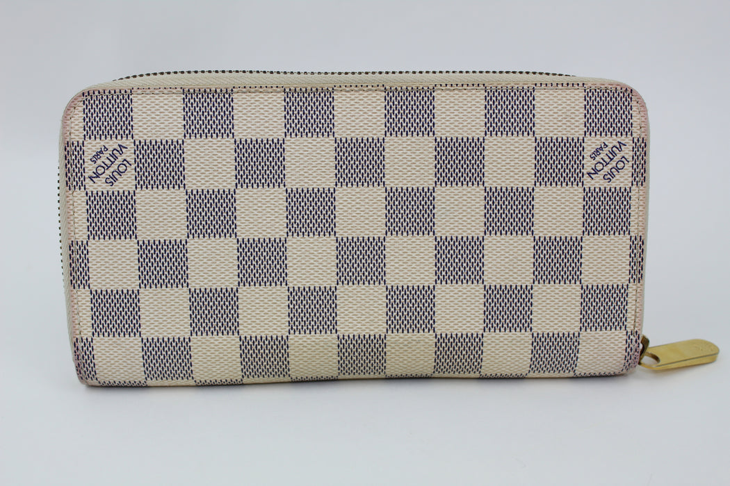 LOUIS VUITTON ZIPPY WALLET - LuxurySnob