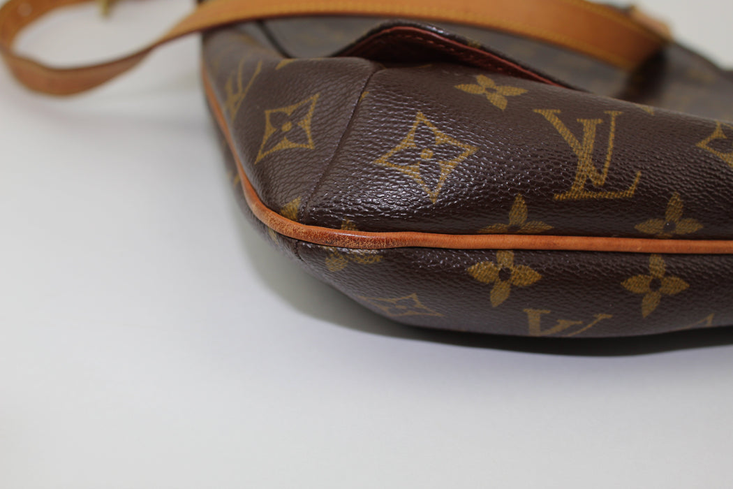 LOUIS VUITTON MUSETTE SALSA GM BAG - LuxurySnob