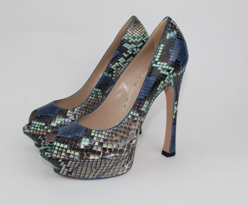 YVES SAINT LAURENT PALAIS 105 PUMP - LuxurySnob