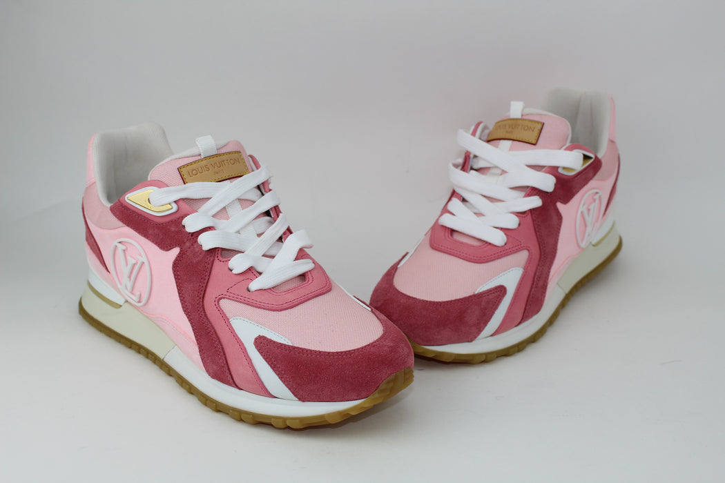LOUIS VUITTON RUNAWAY SNEAKERS - LuxurySnob