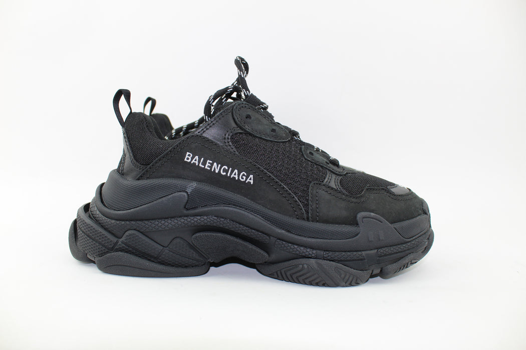 BALENCIAGA TRIPLE S SNEAKERS - LuxurySnob