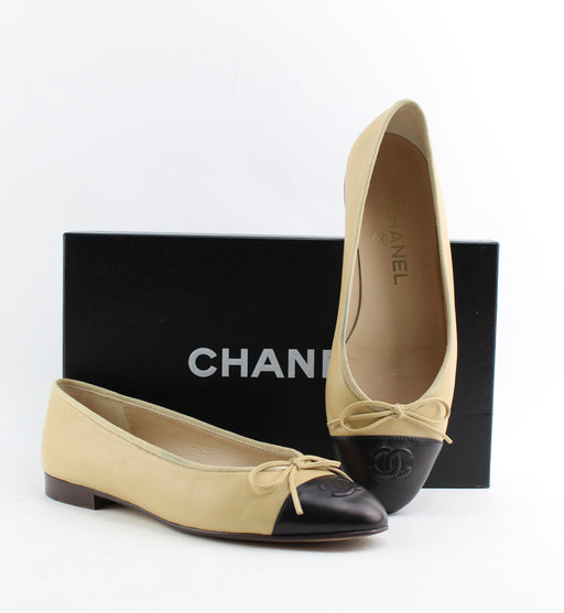 CHANEL BALLET FLATS SIZE 37.5 - LuxurySnob