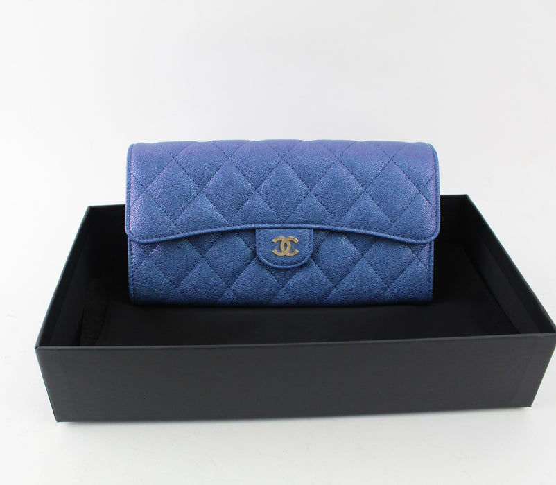 CHANEL CLASSIC FLAP WALLET - LuxurySnob