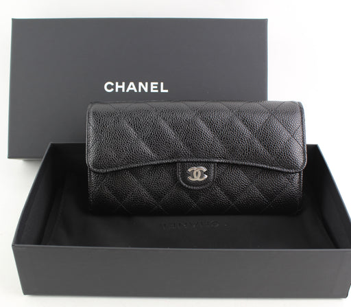 CHANEL CLASSIC FLAP WALLET - LuxurySnob