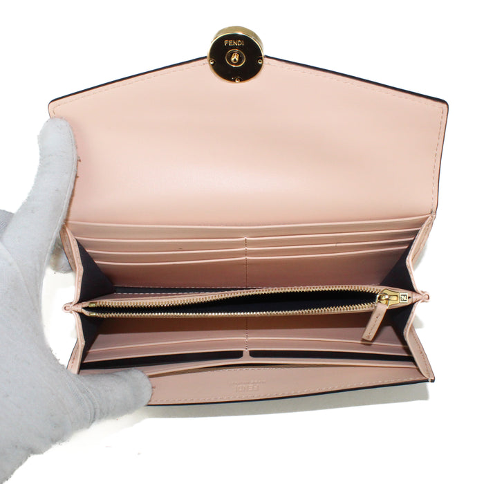 Fendi Continental Wallet in Pink Leather