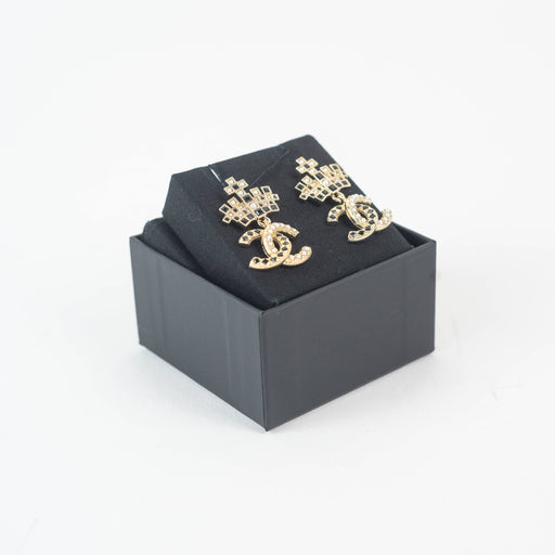 Chanel CC Black & Gold earrings