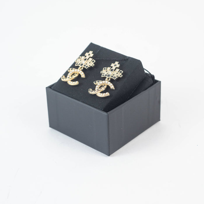 Chanel CC Black & Gold earrings