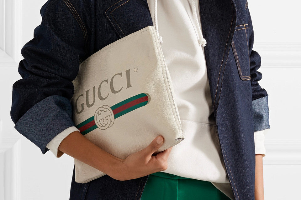 GUCCI WHITE LOGO LARGE LEATHER POUCH