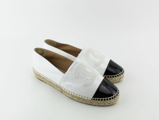 CHANEL ESPADRILLES PATENT WHITE AND BLACK