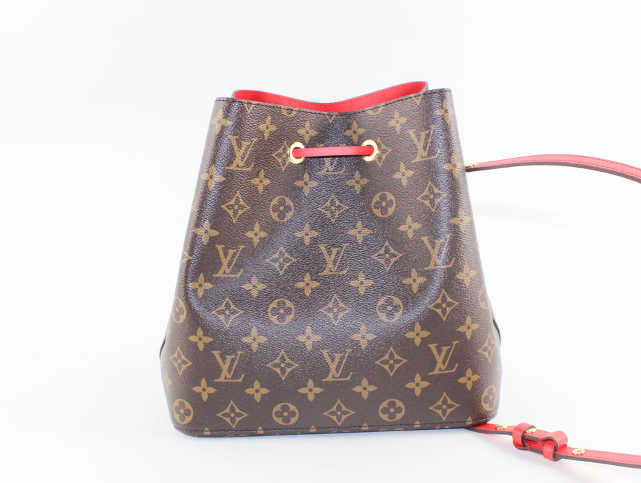 Louis Vuitton Neoneo MM