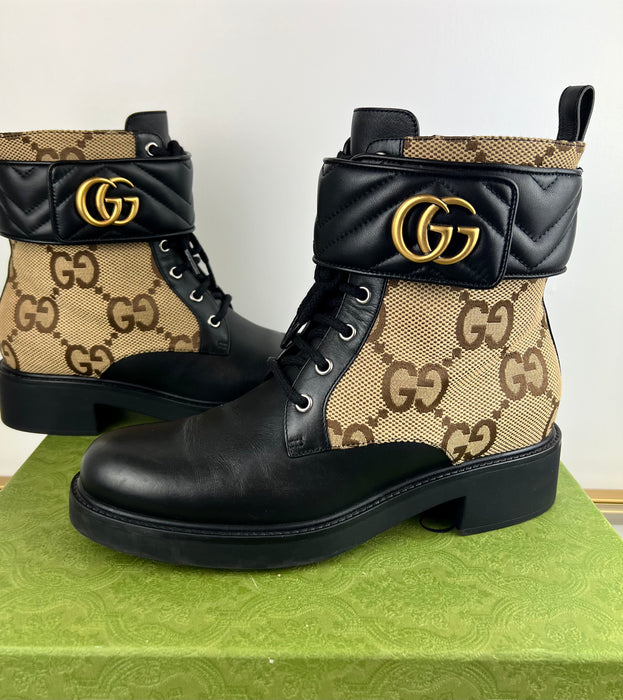 Gucci Women's ankle boot with Double G