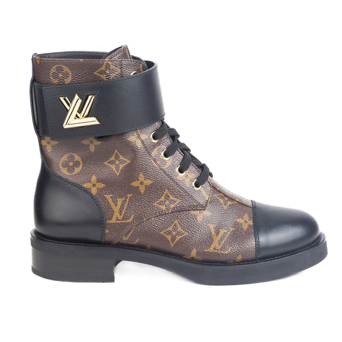 Louis Vuitton Wonderland Flat Ranger in Brown