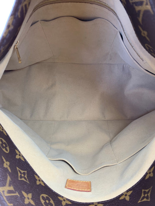 Louis Vuitton Artsy Monogram MM