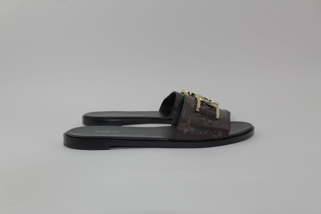 LOUIS VUITTON LOCK IT FLAT MULE