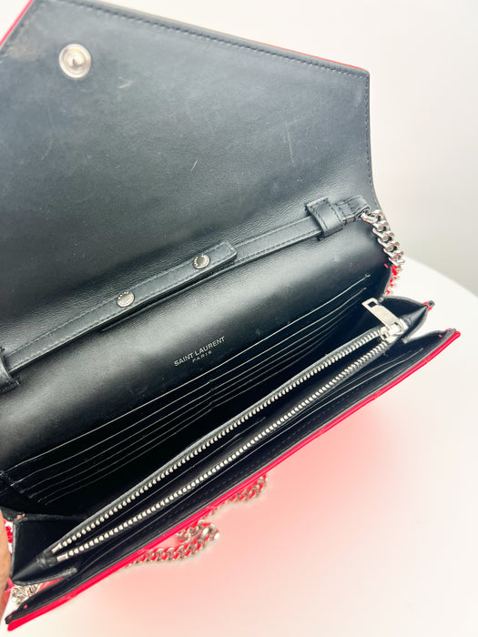 Saint Laurent Monogram chain  bag in Neon Pink