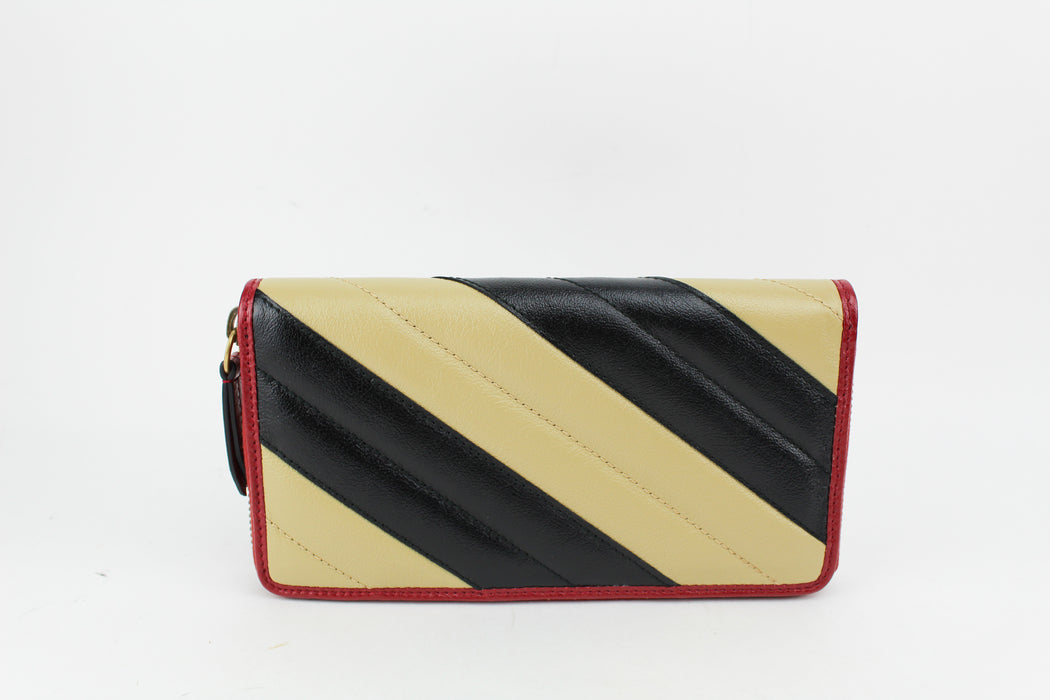 Gucci Matelasse Zip Around Wallet