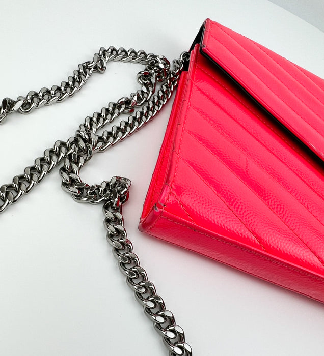 Saint Laurent Monogram chain  bag in Neon Pink