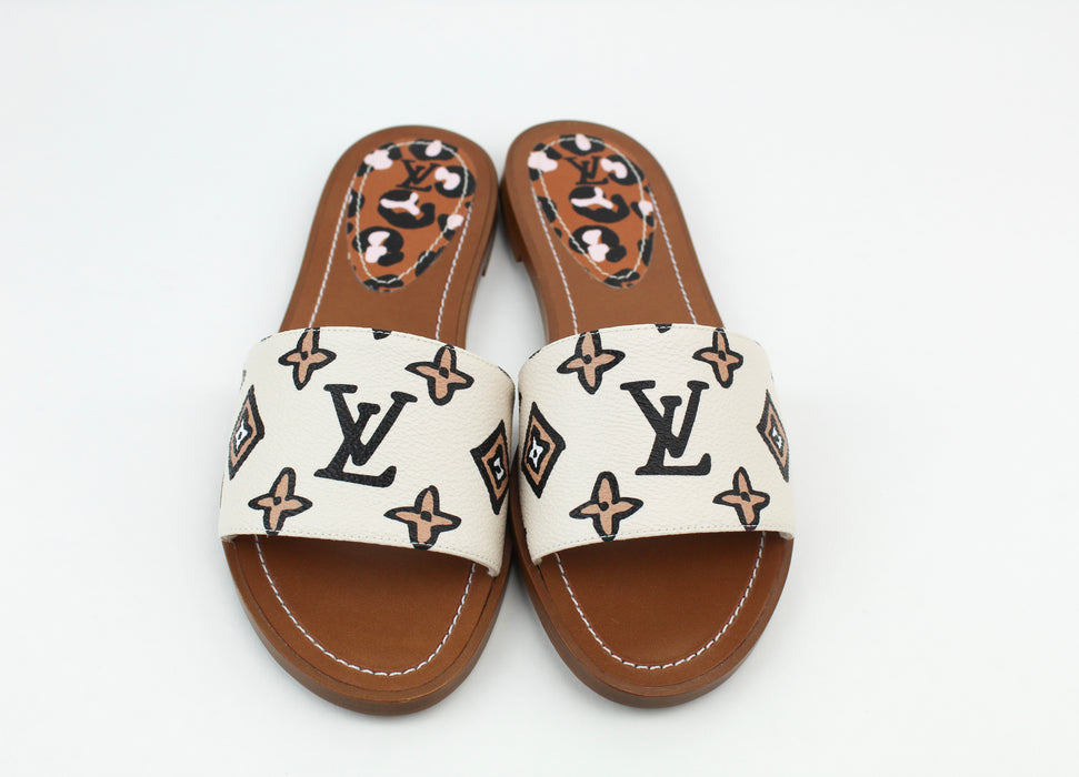 Louis Vuitton Lock It Flat Mule