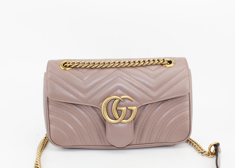 Gucci GG Marmont Medium Matelasse Shoulder bag