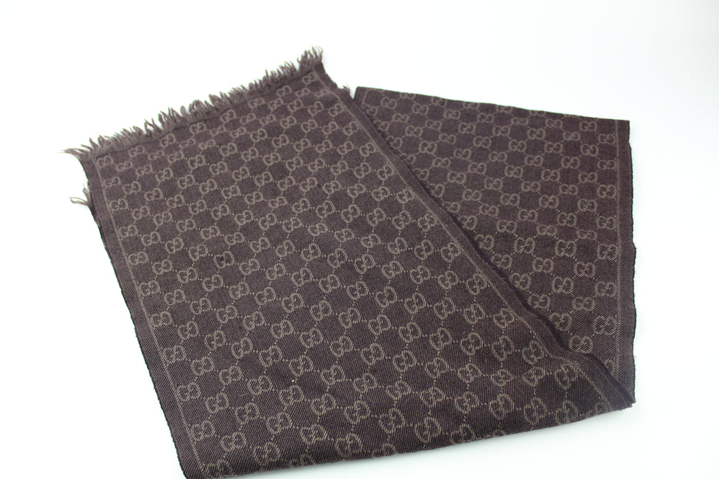 Gucci GG scarf