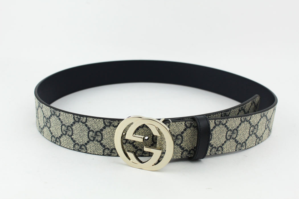 Gucci GG Supreme belt with G buckle